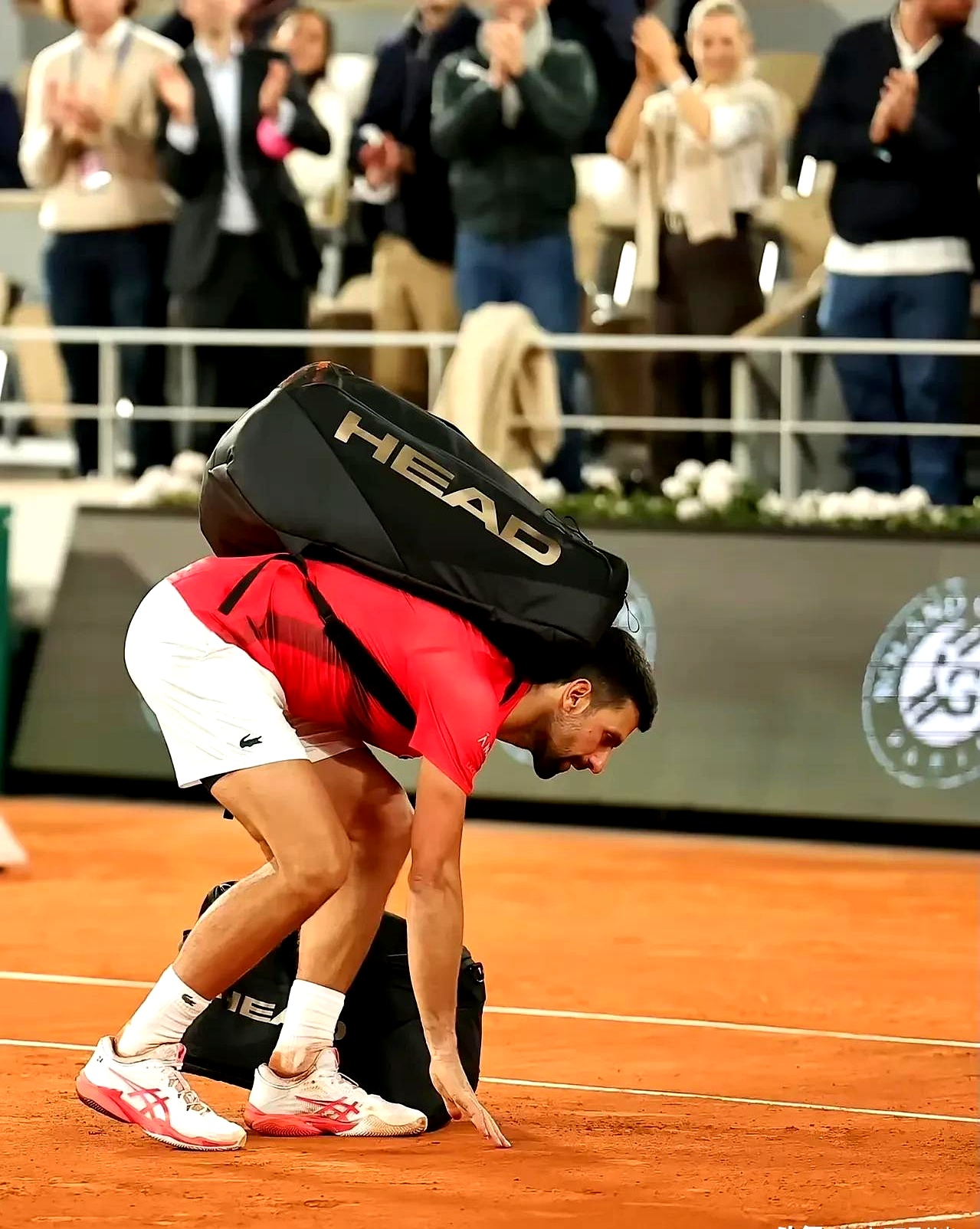 关于美国网球队翻盘世界网球队,德约科维奇关键制胜的信息 关于美国网球队翻盘世界网球队,德约科维奇关键制胜的信息