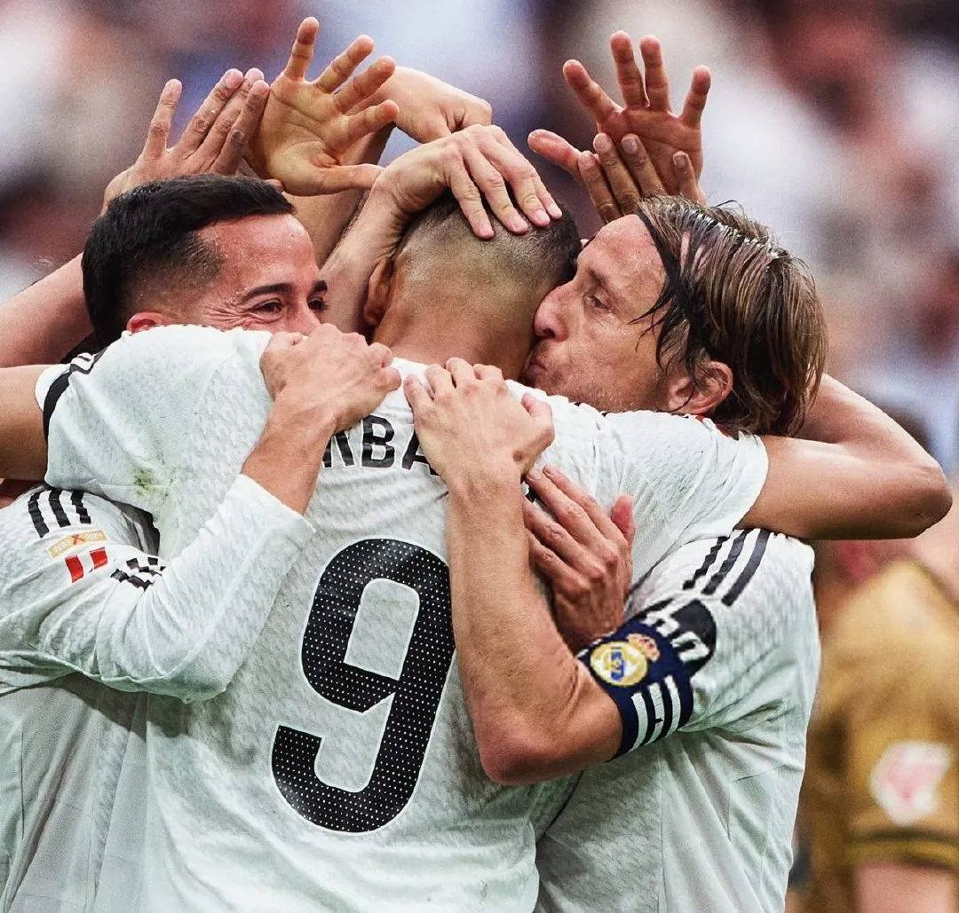 瑞士绝杀波兰，莫德里奇送出助攻