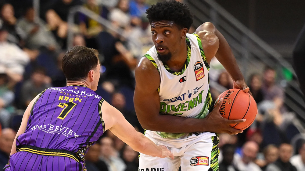 掘金绝地反击日本男篮，保罗一己之力扛起全队的简单介绍