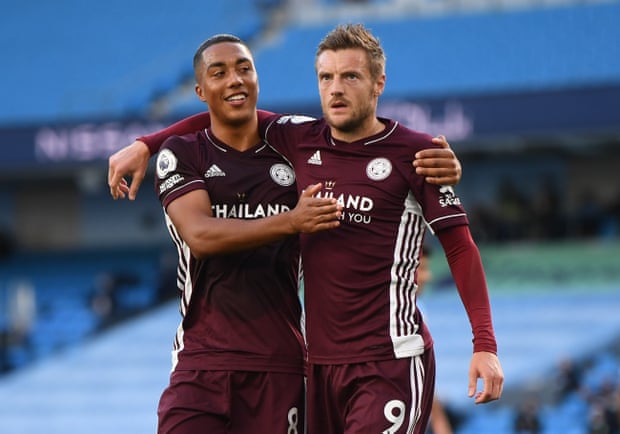 关于公牛完胜爵士，巴恩斯完成帽子戏法的信息