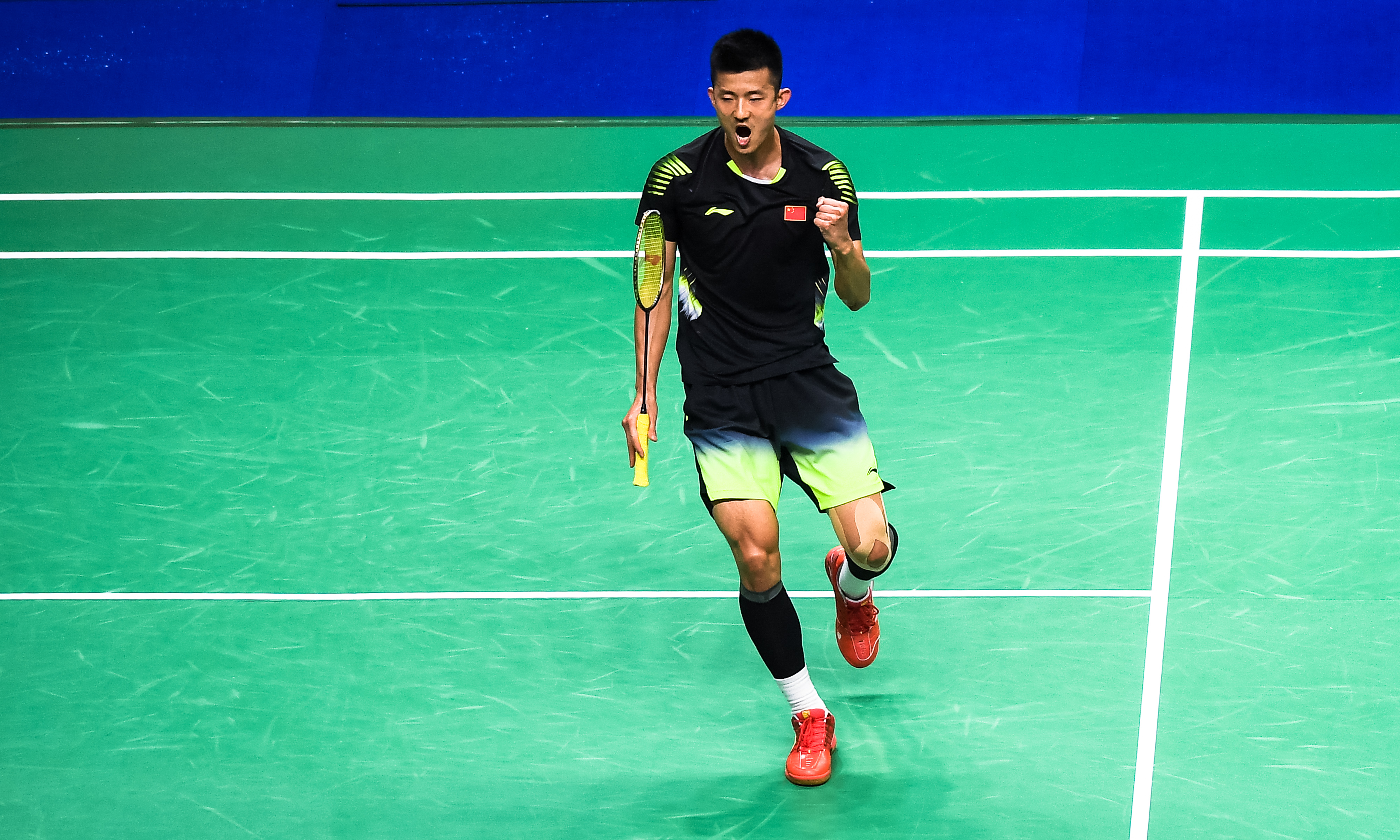 关于中国羽毛球队完胜马来西亚羽毛球队，谌龙制霸全场的信息