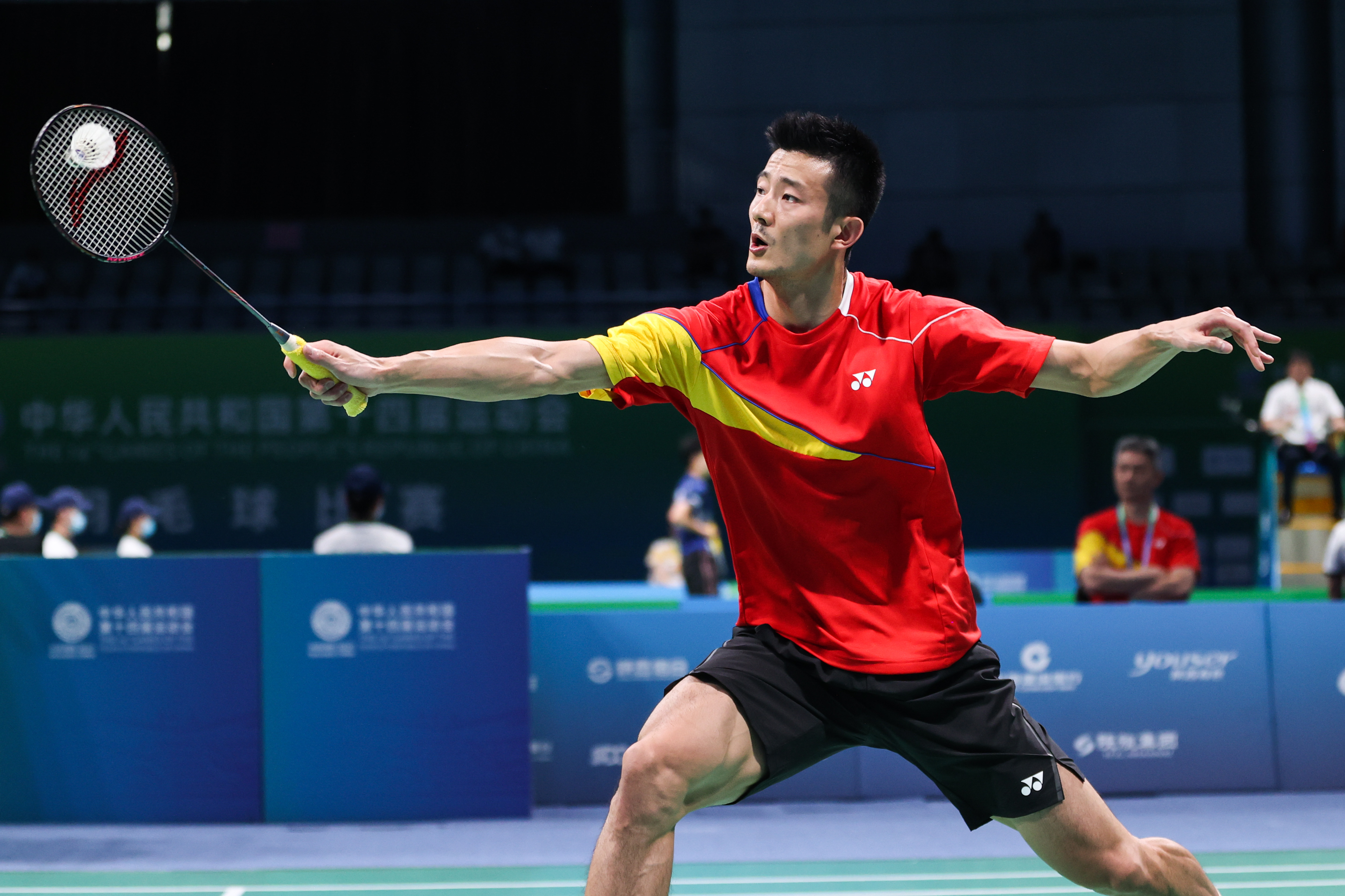 关于中国羽毛球队完胜马来西亚羽毛球队，谌龙制霸全场的信息