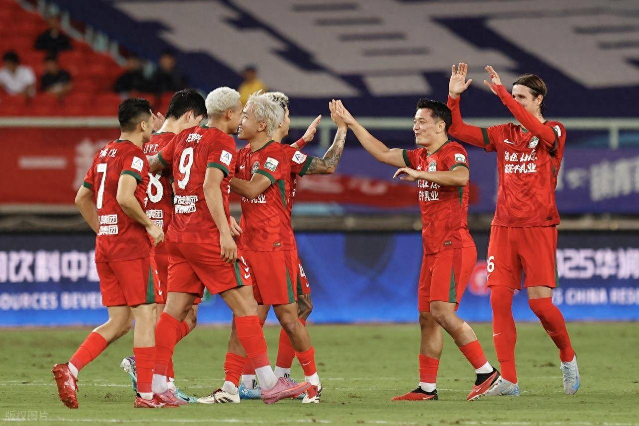 关于河南队在主场获胜，士气高涨的信息