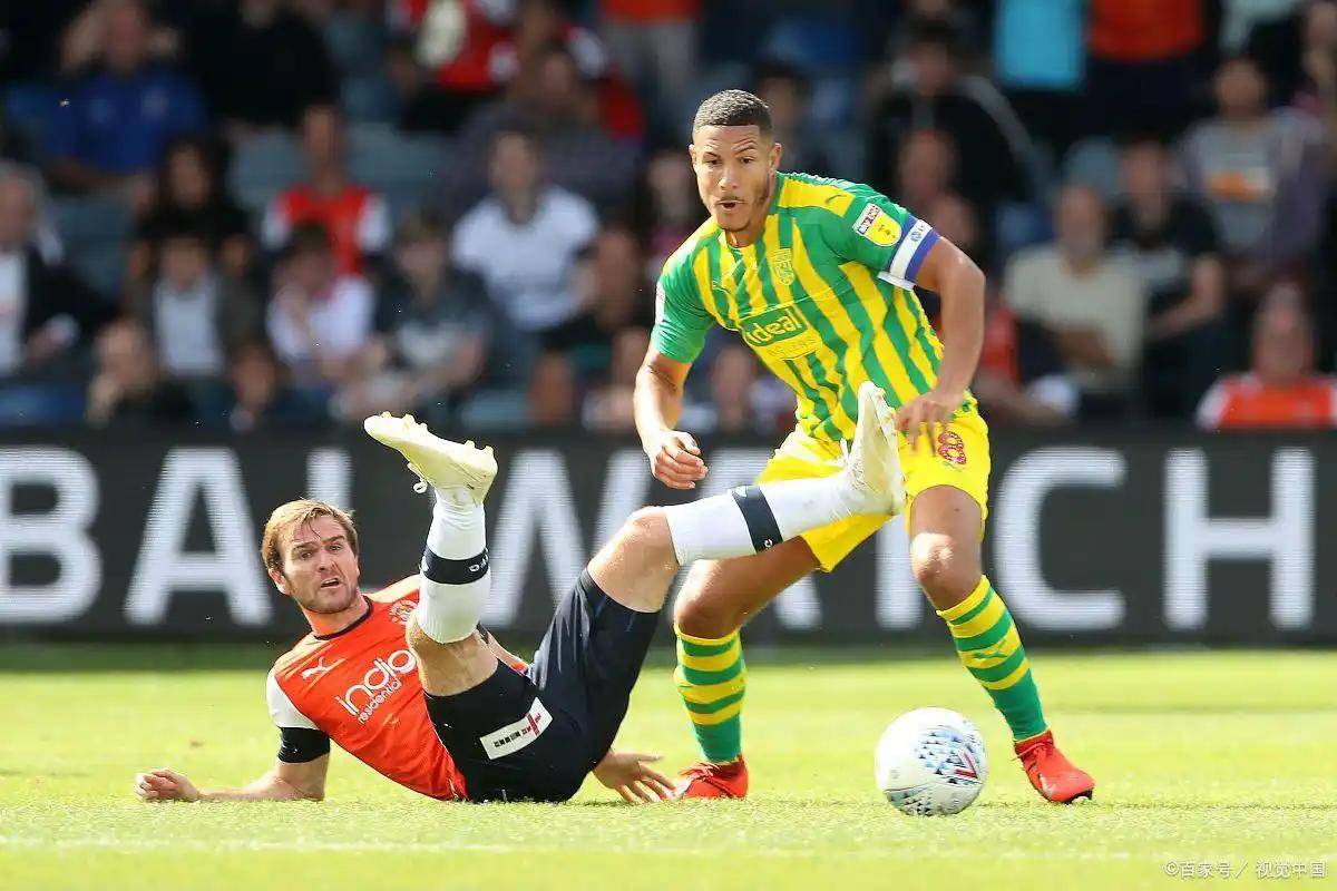 雷丁队在主场迎来令人振奋的胜利 雷丁队在主场迎来令人振奋的胜利