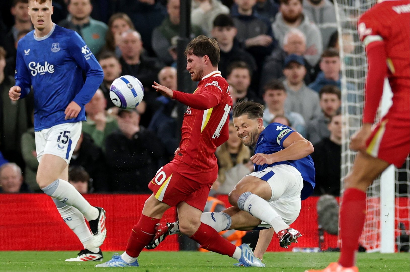 关于科尔多瓦客场战胜塞尔塔,带走三分胜利的信息 关于科尔多瓦客场战胜塞尔塔,带走三分胜利的信息