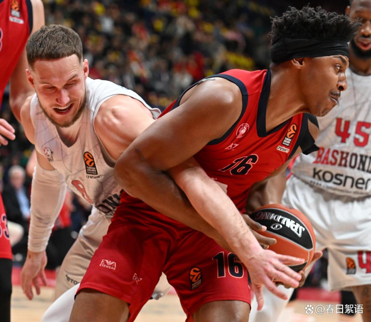 突尼斯队在比赛中积极拼搏,取得成功 突尼斯队在比赛中积极拼搏,取得成功