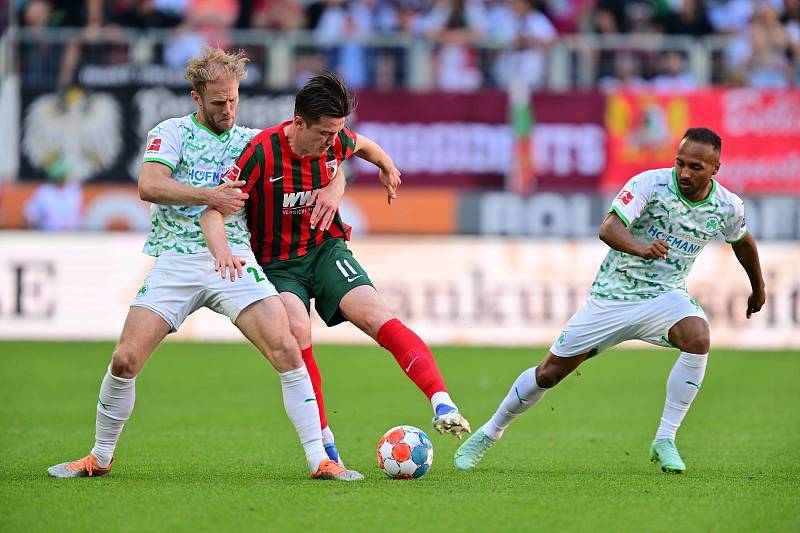 不伦瑞克豪取三分,暂时领先积分榜的简单介绍 不伦瑞克豪取三分,暂时领先积分榜的简单介绍