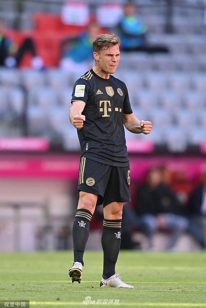 美国鏖战尤文，莱万刷新纪录